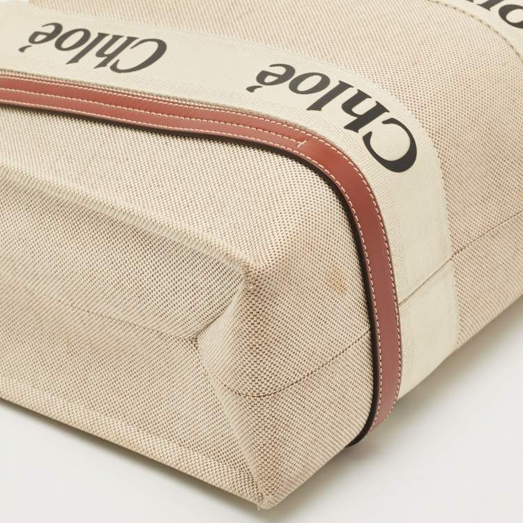 مملوكة مسبقًا Chloe Beige/Brown Canvas Medium Woody Tote