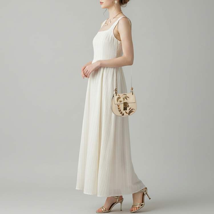 مملوكة مسبقًا Chloe Palm Embellished Drew Small Light Beige Leather Shoulder Bags