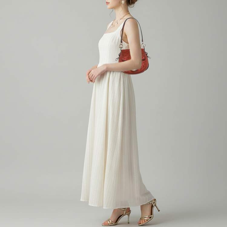 Pre Owned Chloe Tess Embroidered Red Leather and Suede Shoulder Bags