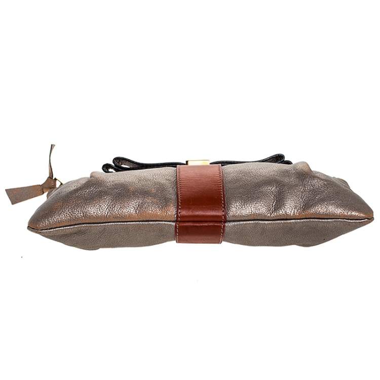Pre Owned Chloe Metallic Silver Leather Nicosi Pouch