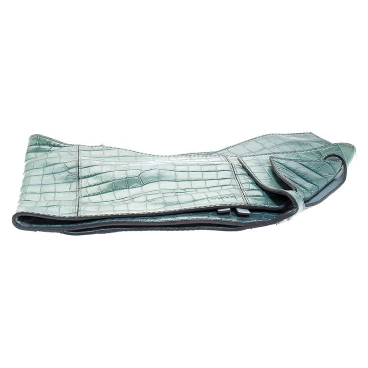 Pre Owned Chloe Green Crocodile Embossed Freja Origami Clutch