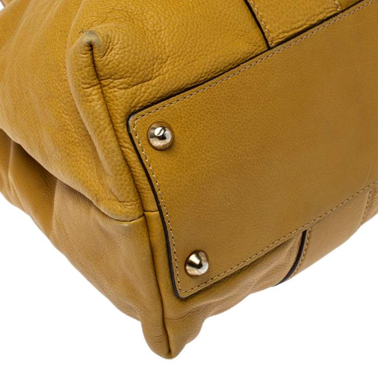 مملوكة مسبقًا Chloe Mustard Leather Gemma Satchel