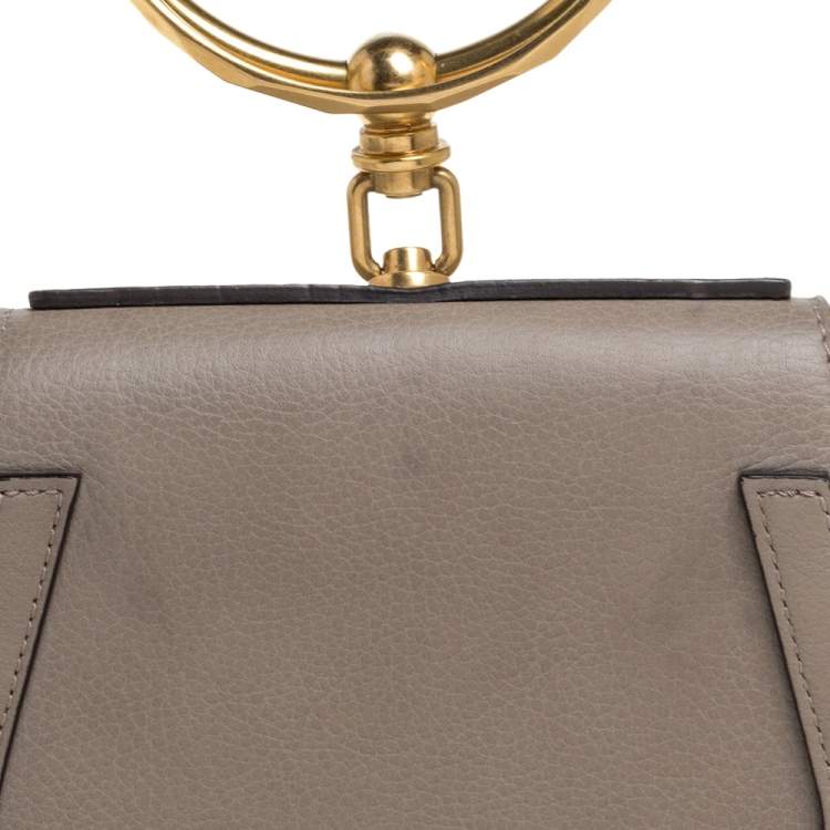 Pre Owned Chloe Beige Leather and Suede Small Nile Bracelet Shoulder Bag