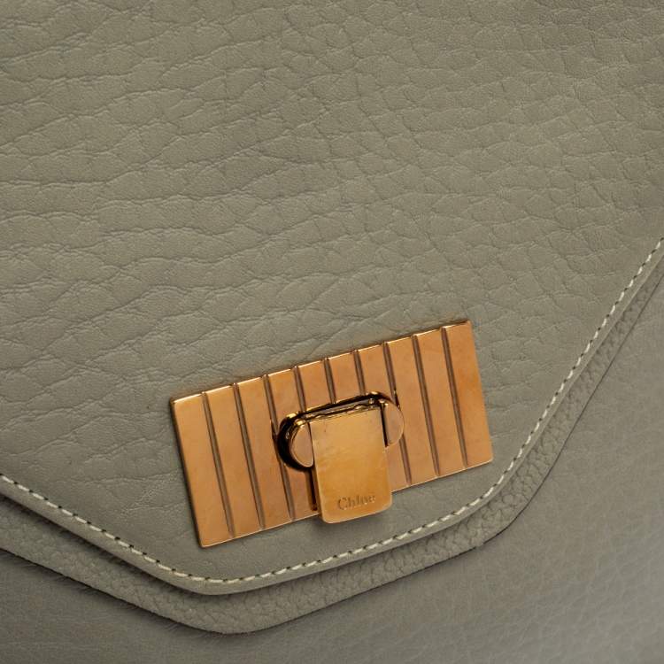 مملوكة مسبقًا Chloe Grey Leather Medium Sally Flap Shoulder Bag