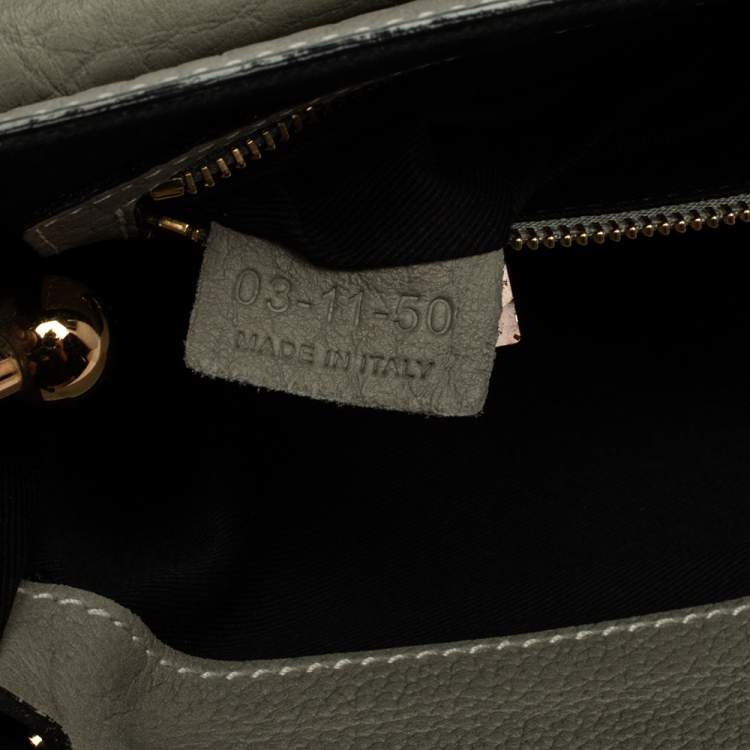 مملوكة مسبقًا Chloe Grey Leather Medium Sally Flap Shoulder Bag