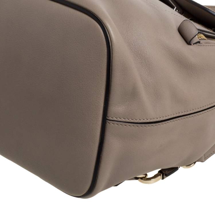 Pre Owned Chloe Grey Leather and Suede Medium Faye Backpack