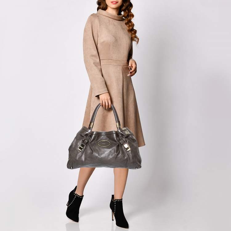 Pre Owned Chloe Grey Leather Victoria Tote