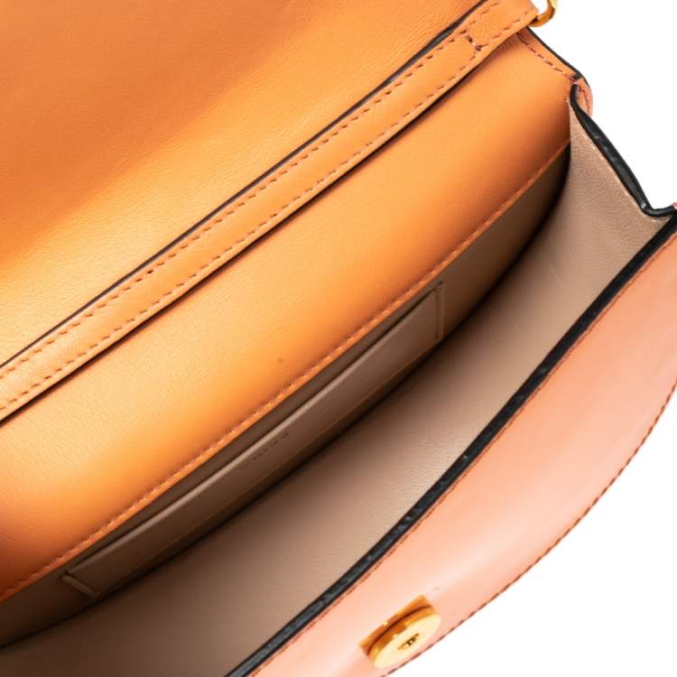 Pre Owned Chloe Orange Patent Leather Small Nile Bracelet Minaudiere Crossbody Bag