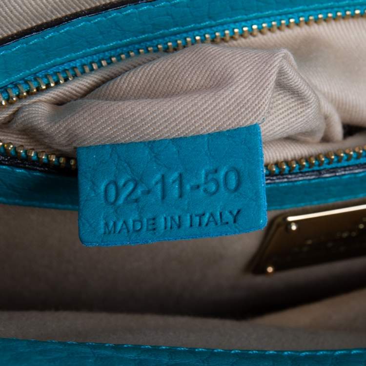 Pre Owned Chloe Blue Lagoon Pebbled Leather Limited Edition Medium Sally Flap Shoulder Bag