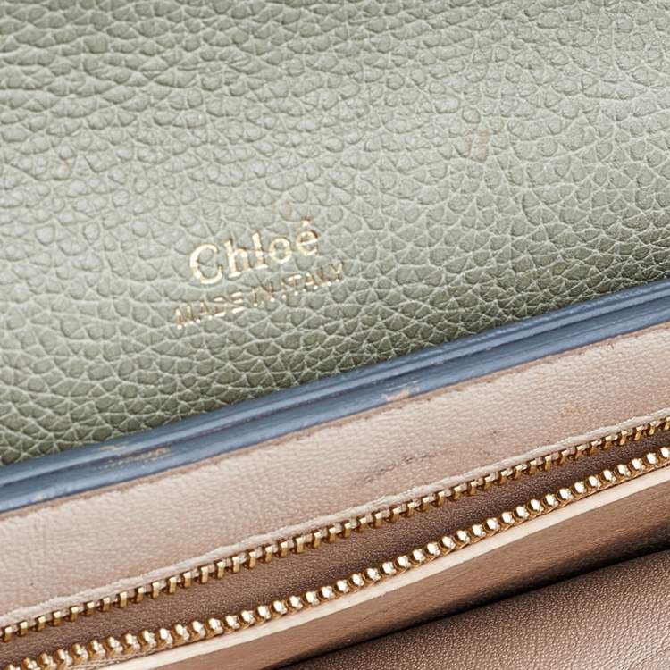 مملوكة مسبقًا Chloe Green/Beige Leather Medium Clare Shoulder Bag