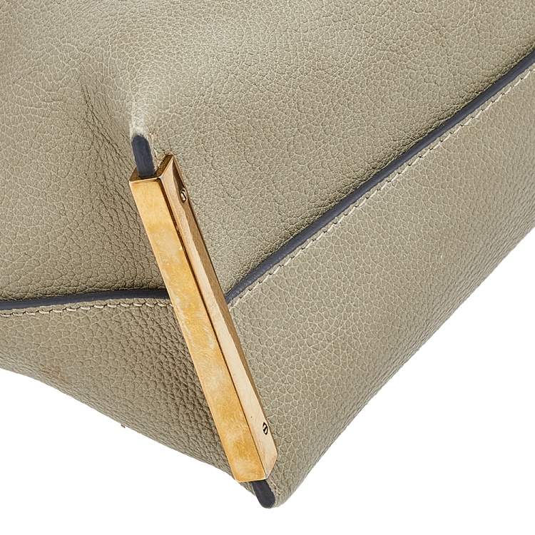 مملوكة مسبقًا Chloe Green/Beige Leather Medium Clare Shoulder Bag