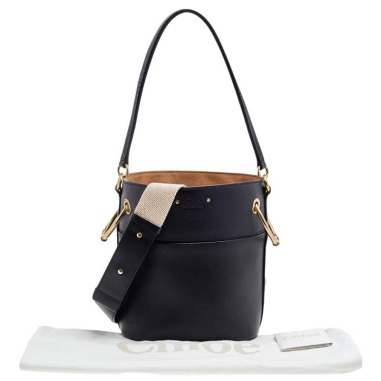 Pre Owned Chloe Black Leather Small Roy Bucket Bag 