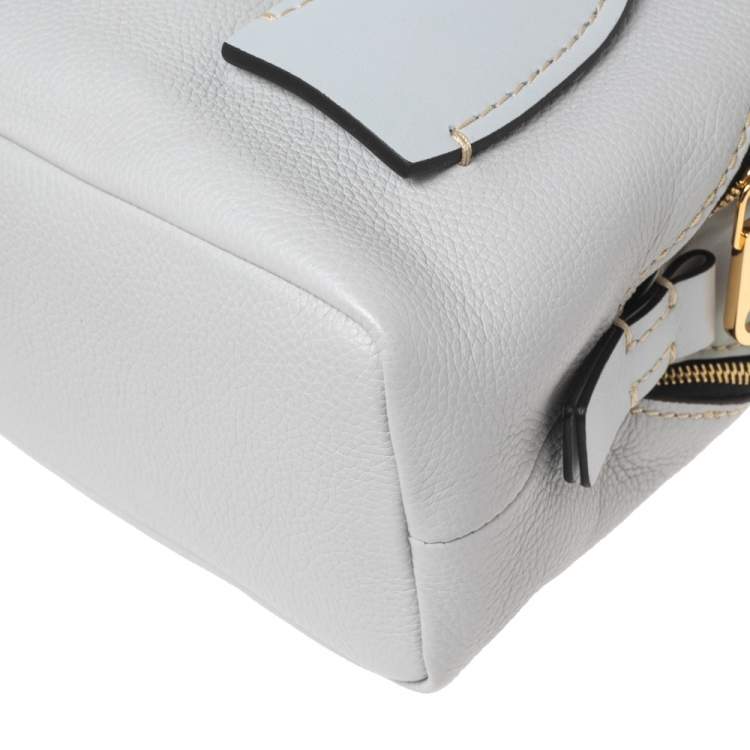 Pre Owned Chloe Light Blue Leather Small Daria Shoulder Bag