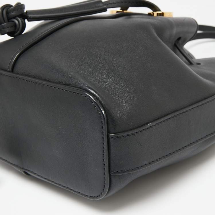 Pre Owned Chloe Black Leather Gala Drawstring Bucket Bag