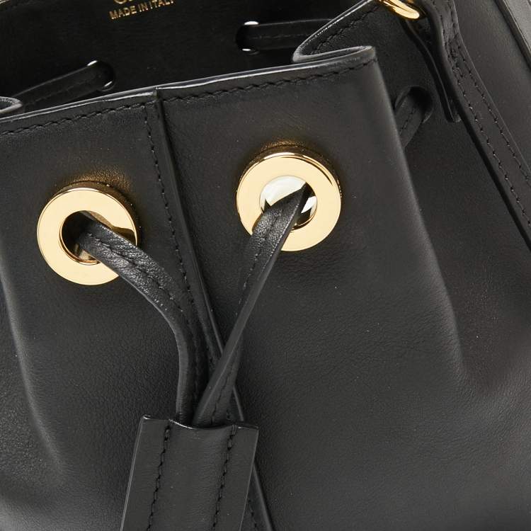 Pre Owned Chloe Black Leather Gala Drawstring Bucket Bag