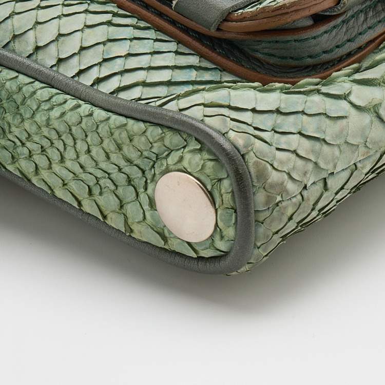 مملوكة مسبقًا Chloe Green Python Leather Metal Studded Baguette