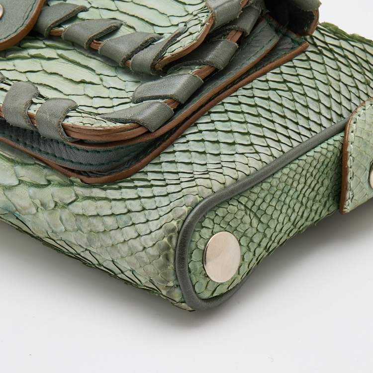 مملوكة مسبقًا Chloe Green Python Leather Metal Studded Baguette