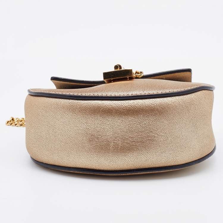 Pre Owned Chloe Metallic Gold Leather Mini Drew Chain Crossbody Bag