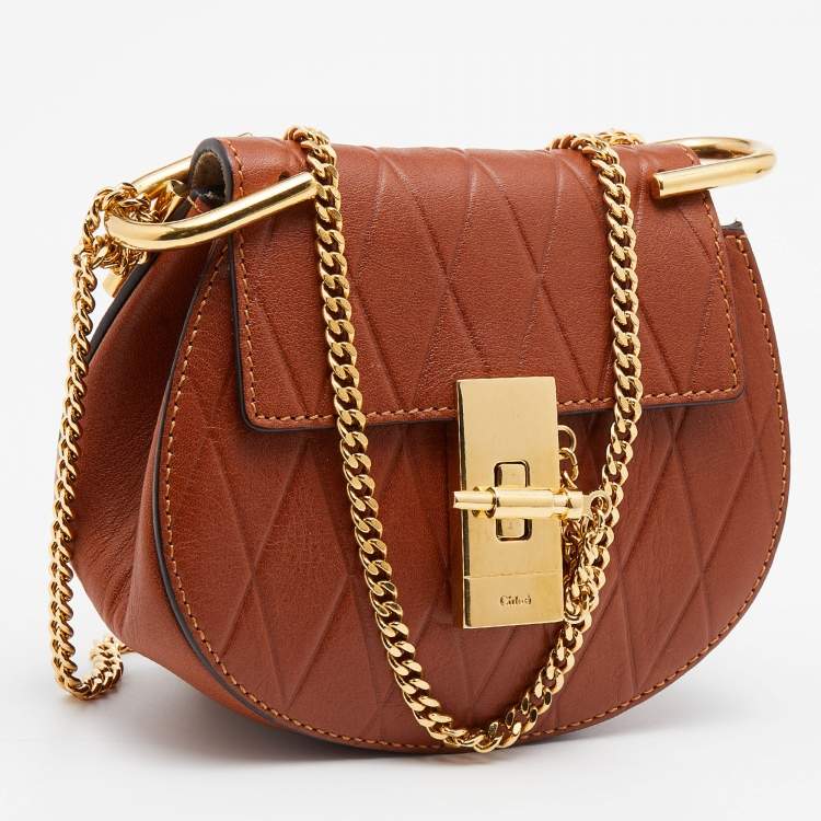Pre Owned Chloe Brown Diamond Embossed Leather Nano Drew Crossbody Bag