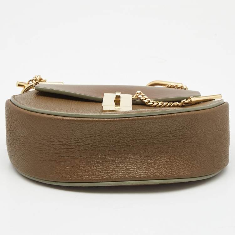 مملوكة مسبقًا Chloe Brown Leather Small Drew Chain Crossbody Bag