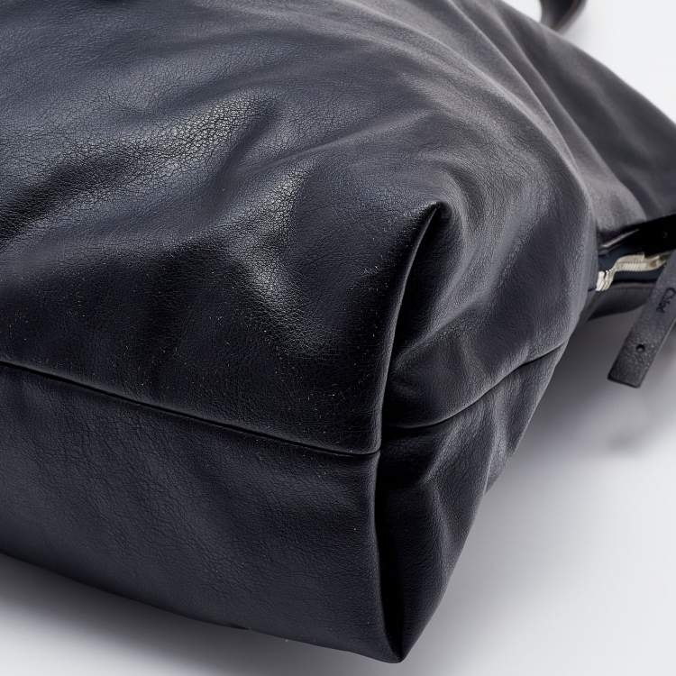 Pre Owned Chloe Black Leather Zip Weekender Bag