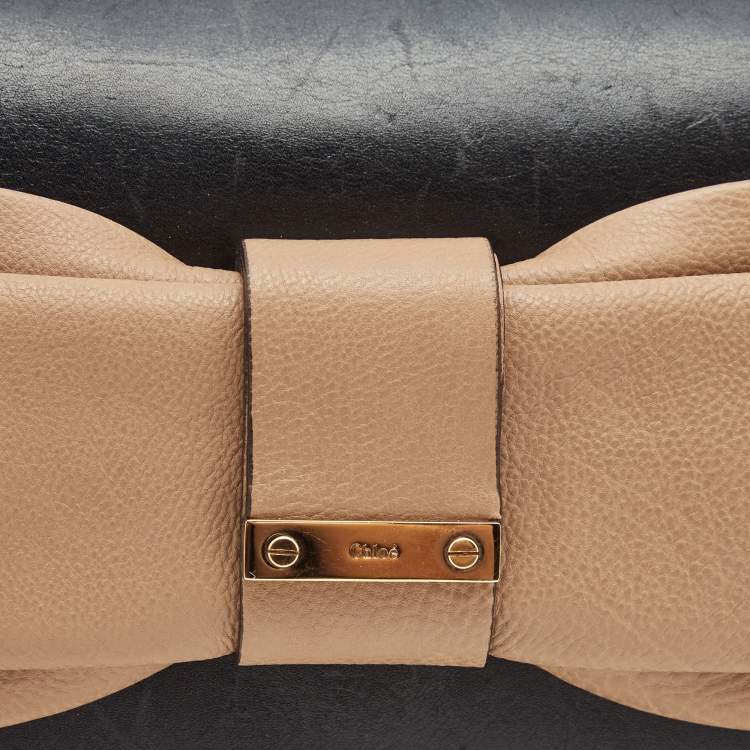 مملوكة مسبقًا Chloe Black/Brown Leather June Bow Flap Shoulder Bag