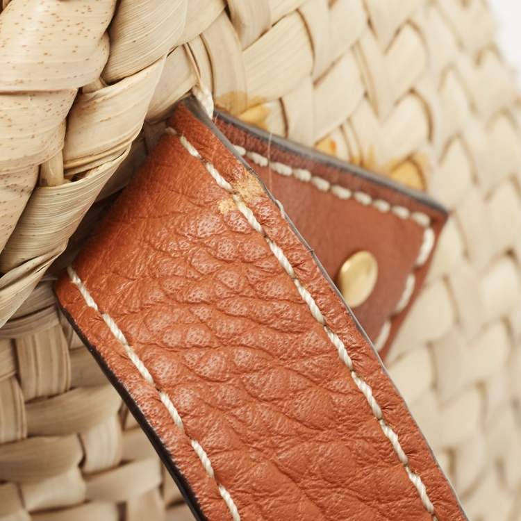 مملوكة مسبقًا Chloe Brown/Beige Braided Raffia and Leather Small Marcie Basket Bag