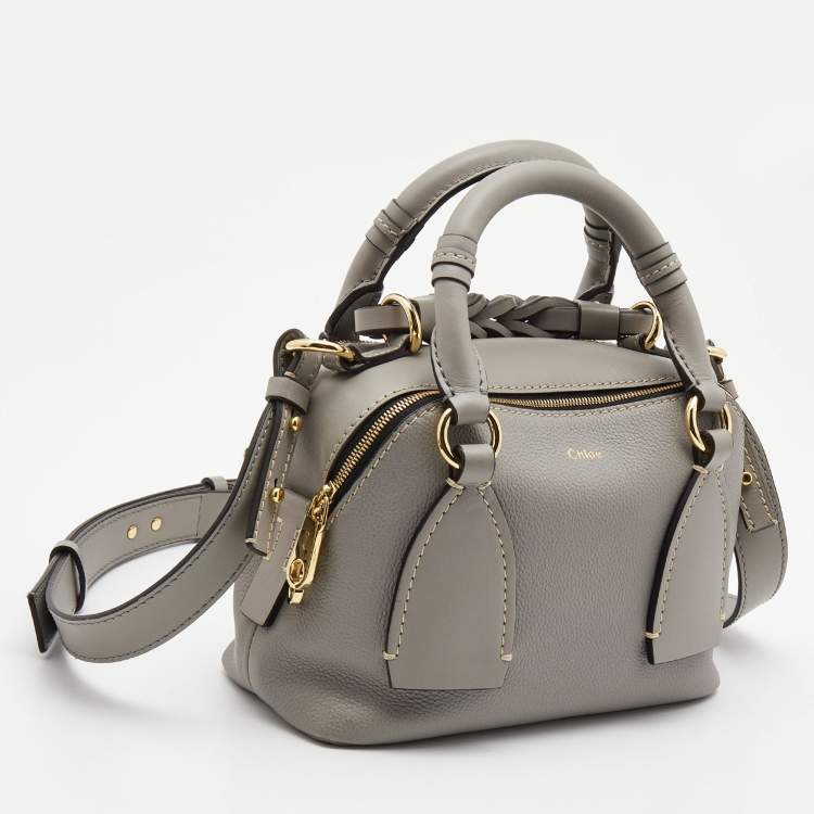 Pre Owned Chloe Grey Leather Small Daria Shoulder Bag