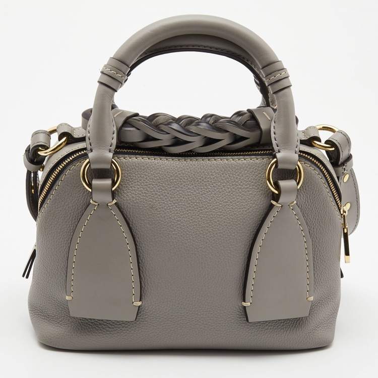Pre Owned Chloe Grey Leather Small Daria Shoulder Bag