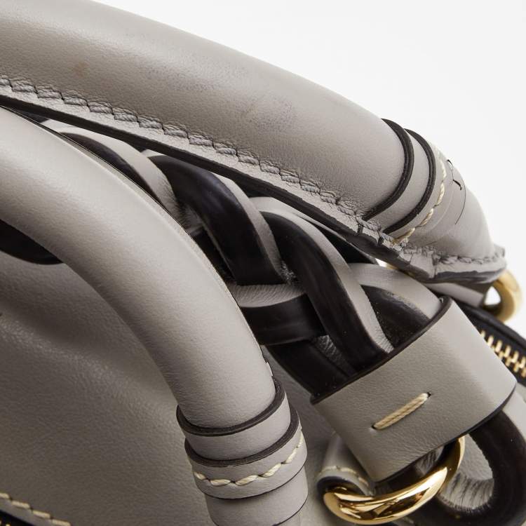 Pre Owned Chloe Grey Leather Small Daria Shoulder Bag