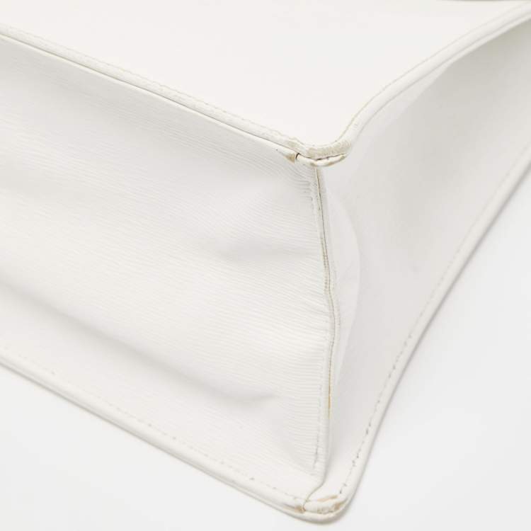 Pre Owned Chloe White Textured Leather Top Handle Bag