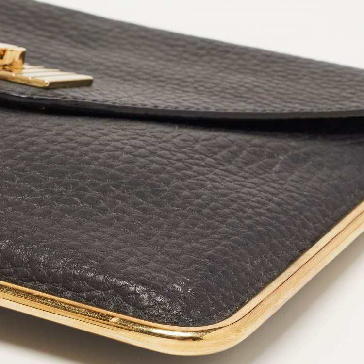 Pre Owned Chloe Black Pebbled Leather Sally Envelope Clutch