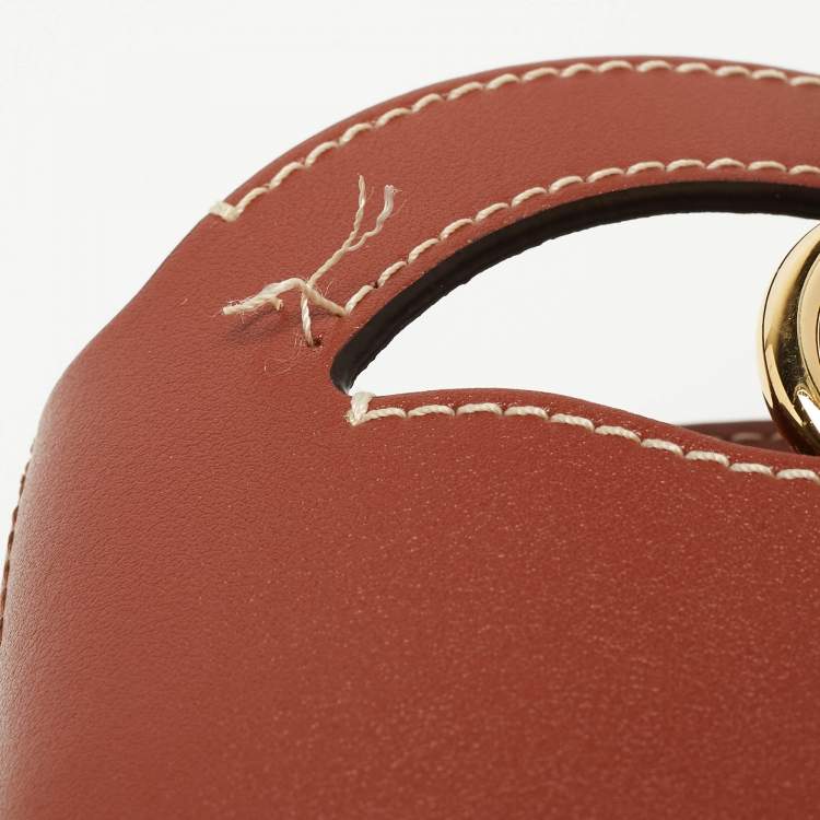 مملوكة مسبقًا Chloe Brown Leather Small Walden Phone Pouch