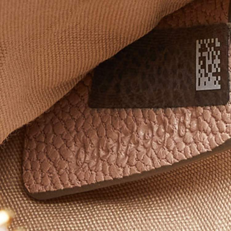 Pre Owned Chloe Beige Leather Zip Card Holder