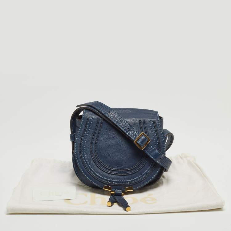 مملوكة مسبقًا Chloe Navy Blue Leather Mini Marcie Crossbody Bag