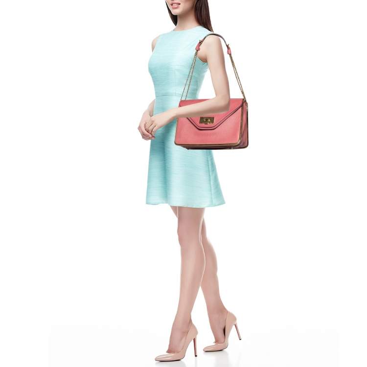 مملوكة مسبقًا Chloe Pink Leather Medium Sally Shoulder Bag
