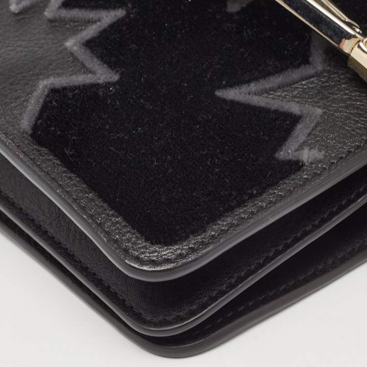 Pre Owned Chloe Black Leather and Suede Mini Star Faye Crossbody Bag