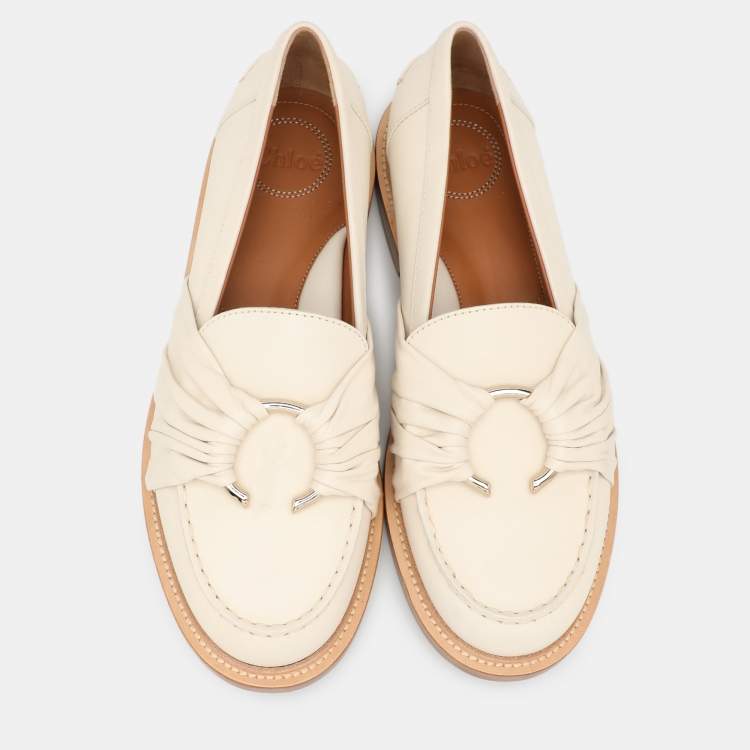 Pre Owned Chloe Cream Leather C Logo Slip On Loafers Size 38.5