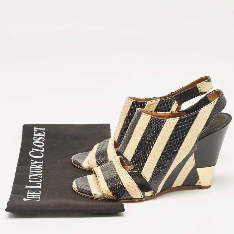 Pre Owned Chloe Black/Yellow Striped Python Ayers Wedge Sandals Size 37.5