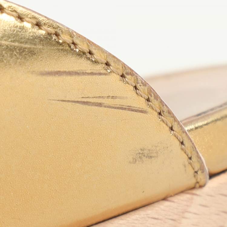 Pre Owned Chloe Gold Leather Ankle Strap Pumps Size 40