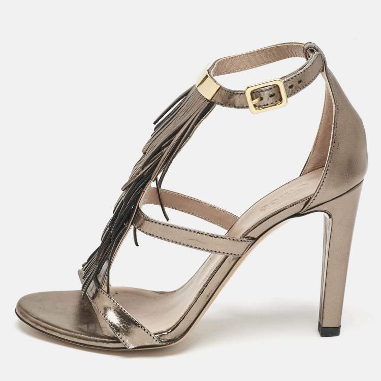 Pre Owned Chloe Metallic Leather Fringe T-Strap Sandals Size 36.5