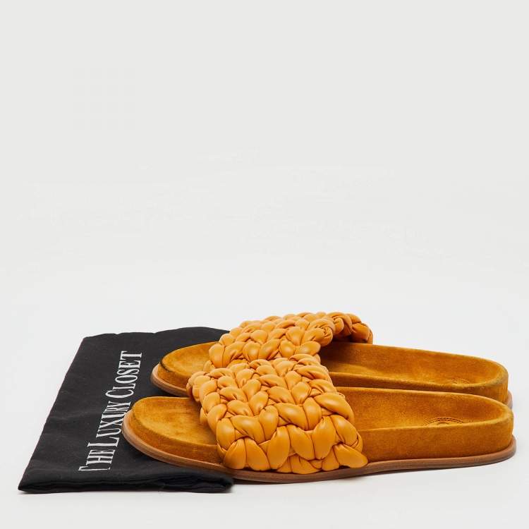 Pre Owned Chloé Yellow Braided Leather Kacey Flat Slide Sandals Size 39