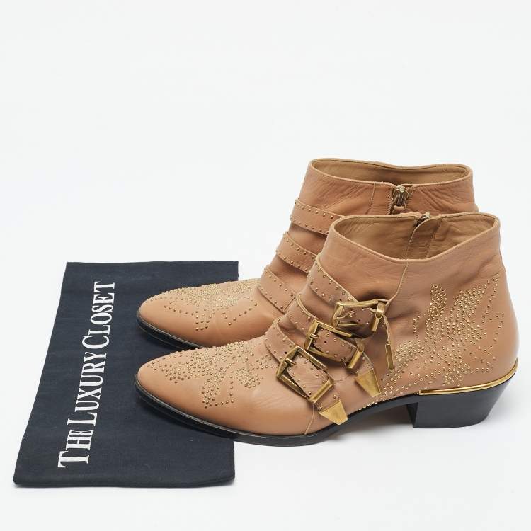 Pre Owned Chloe Tan Leather Studded Suzanna Ankle Boots Size 40