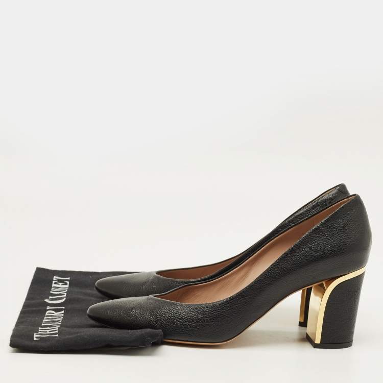 Pre Owned Chloe Beckie Size 41 Black Leather Pointed Toe Pumps