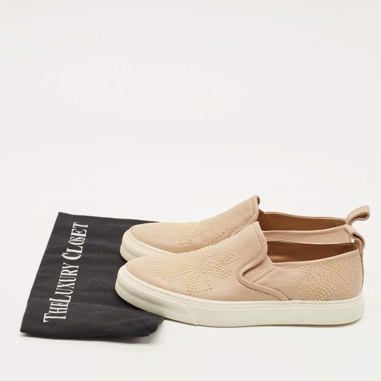Pre Owned Chloe Susanna Size 37 Beige Leather Stud Embellished Slip On Sneakers