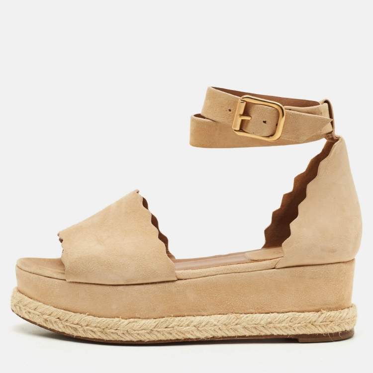 Pre Owned Chloe Size 37 Tan Scalloped Suede Wedge Sandals