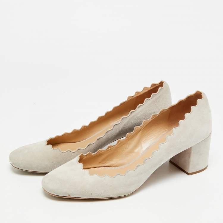 Pre Owned Chloe Laurena Scalloped Size 40 Light Grey Suede Block Heel Pumps