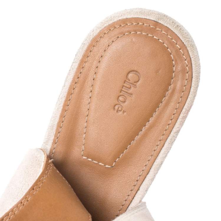 مملوكة مسبقًا Chloe Beige Suede Gladiator Ankle Wrap Flap Sandals Size 38.5