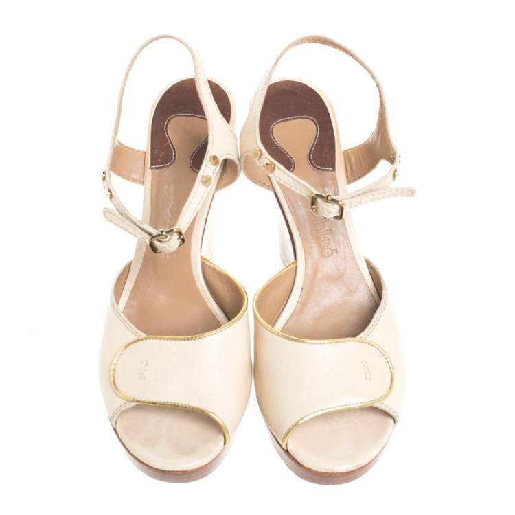 مملوكة مسبقًا Chloe Beige Leather Peep Toe Ankle Strap Wooden Wedge Platform Sandals Size 38.5