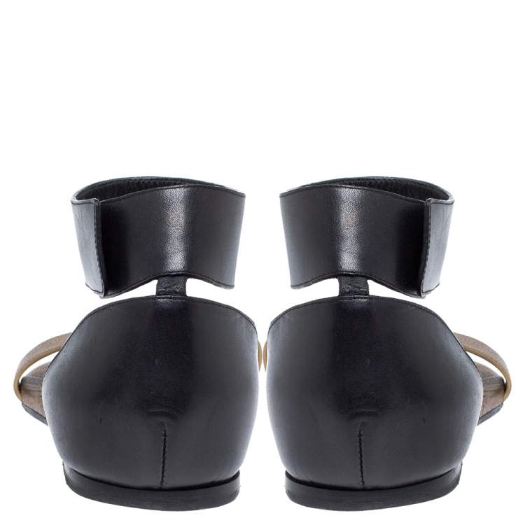 Pre Owned Chloe Black/Brown Leather Ankle Cuff Flat Sandals Size 40